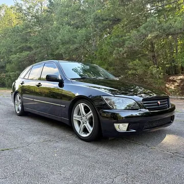 2002 Lexus IS 300 SportCross Hatchback 4D