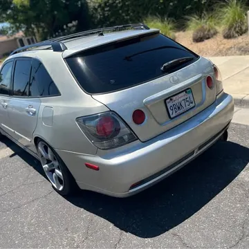 2002 Lexus IS 300 SportCross