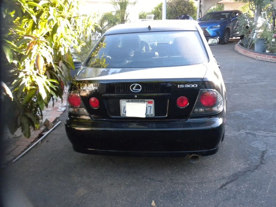 2002 Lexus IS 1st Gen - Image 20 of 20