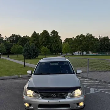 2002 Lexus IS300