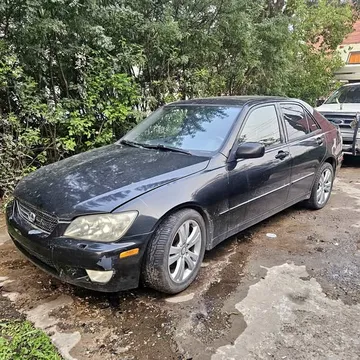 2002 Lexus IS