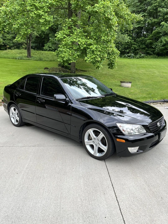 2002 Lexus IS 1st Gen - Image 24 of 31