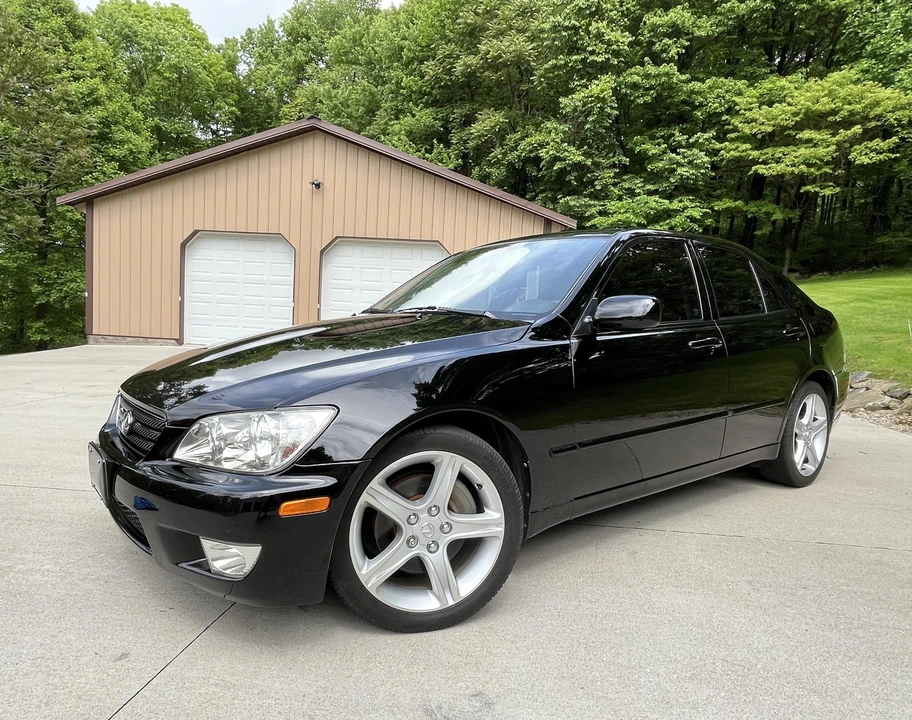 2002 Lexus IS 1st Gen - Image 3 of 31