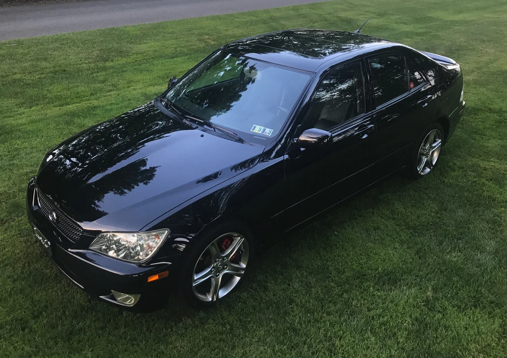 2002 Lexus IS 1st Gen - Image 18 of 31