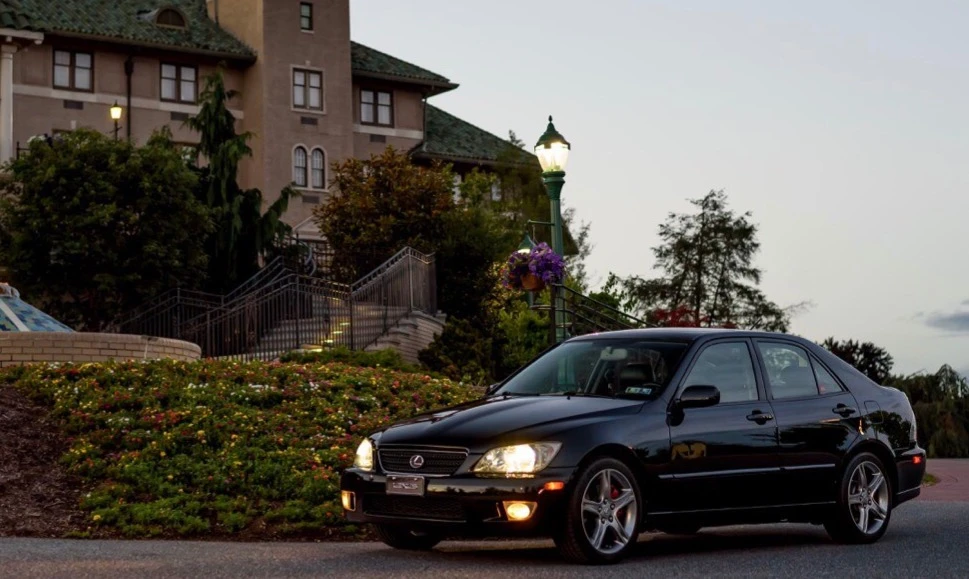 2002 Lexus IS 1st Gen - Image 4 of 31