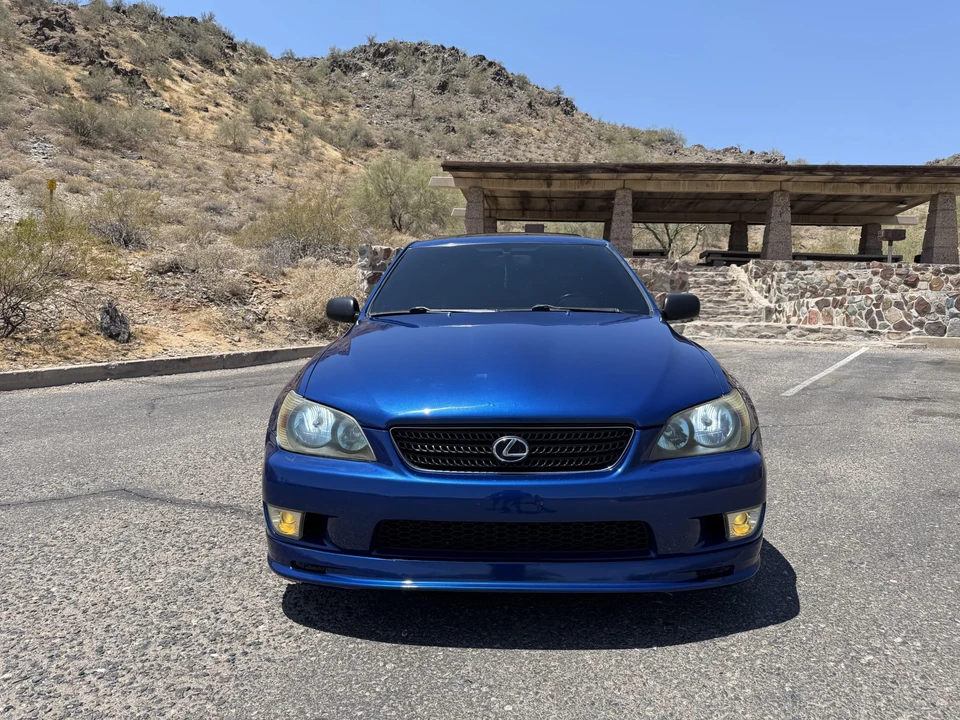 2002 Lexus IS 1st Gen - Image 9 of 31