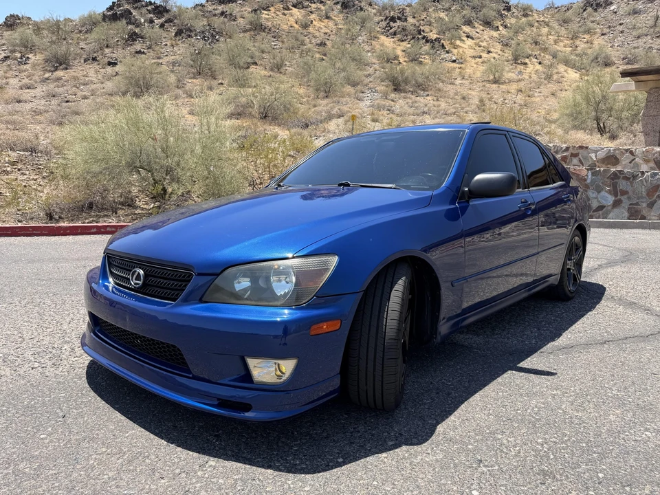 2002 Lexus IS 1st Gen - Image 4 of 31