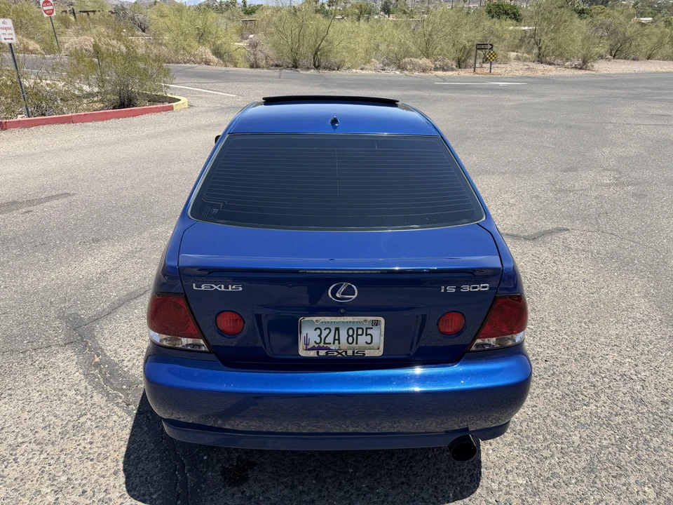 2002 Lexus IS 1st Gen - Image 20 of 31