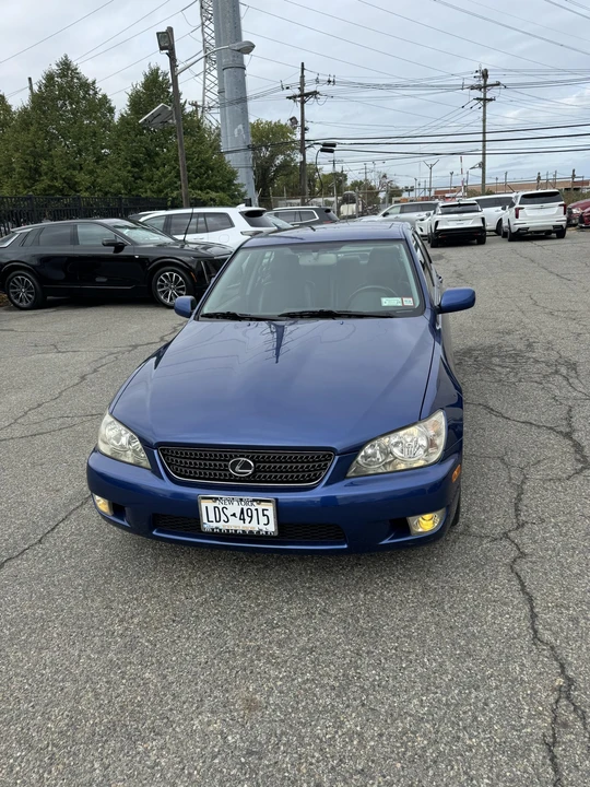 2002 Lexus IS 1st Gen - Image 18 of 31