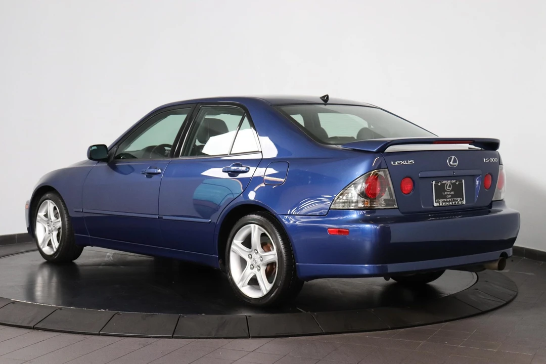 2002 Lexus IS 1st Gen - Image 3 of 31