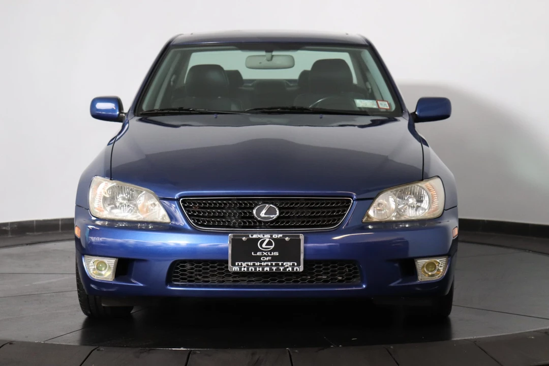 2002 Lexus IS 1st Gen - Image 8 of 31