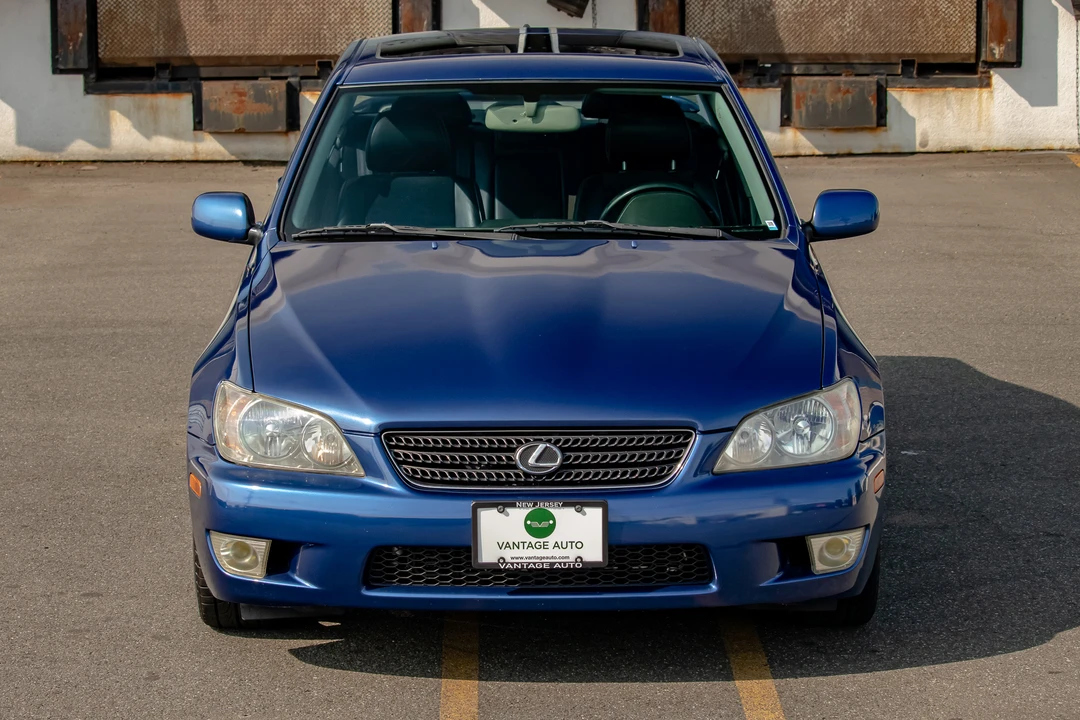 2002 Lexus IS 1st Gen - Image 17 of 31