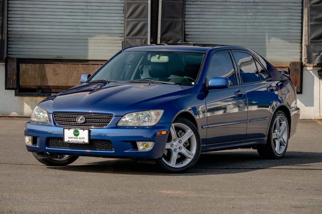 2002 Lexus IS 1st Gen - Image 16 of 31