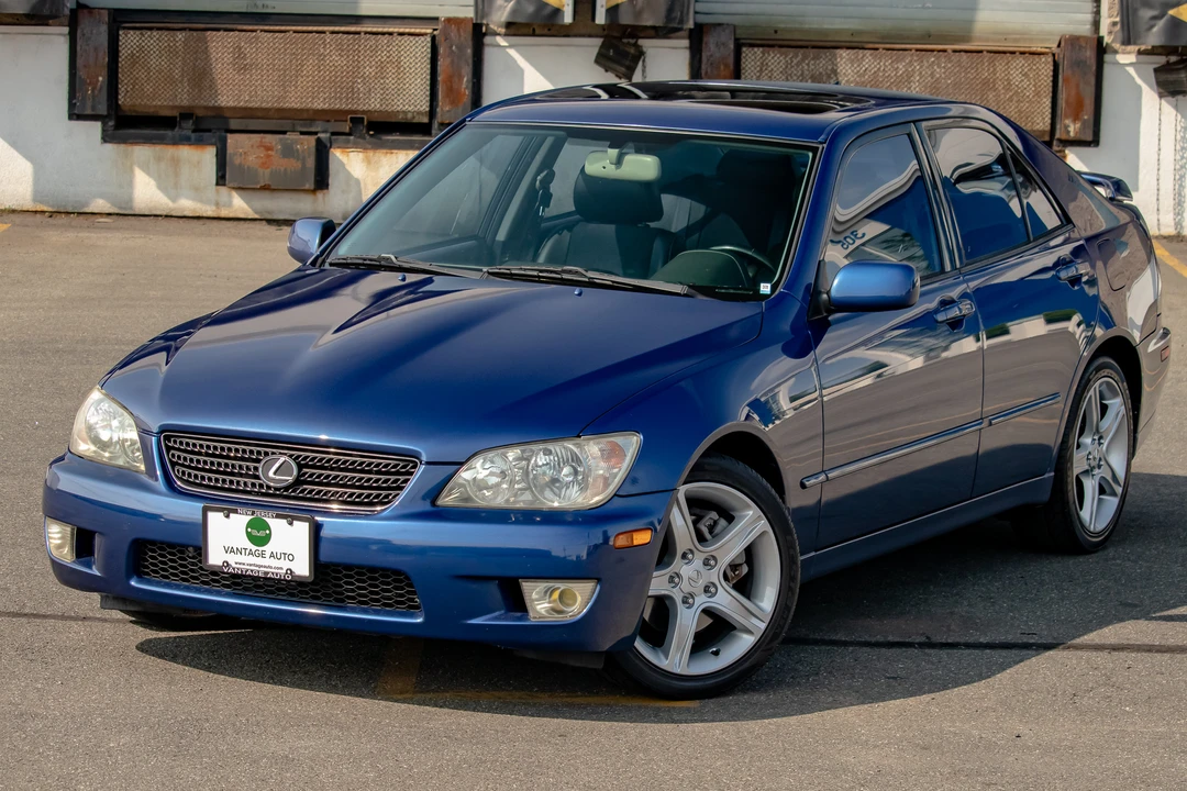 2002 Lexus IS 1st Gen - Image 14 of 31