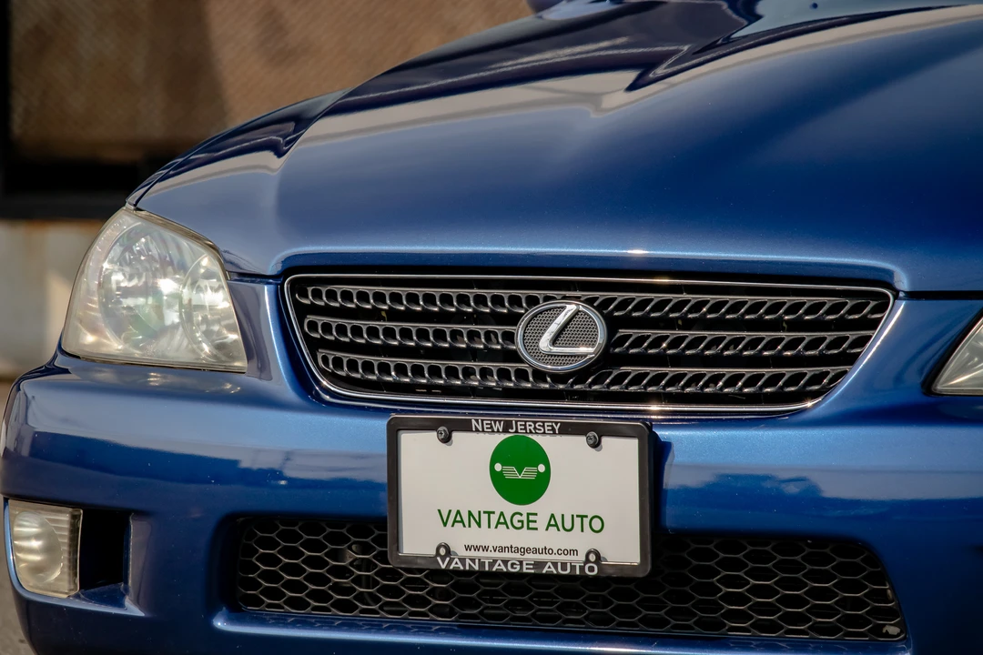 2002 Lexus IS 1st Gen - Image 21 of 31