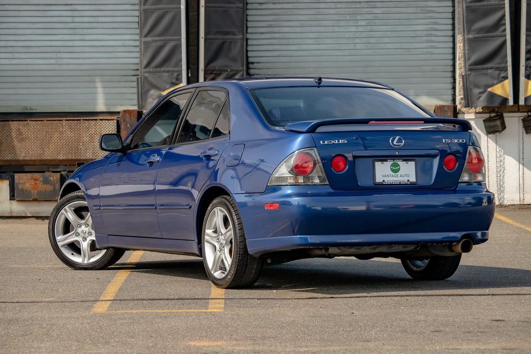2002 Lexus IS 1st Gen - Image 12 of 31