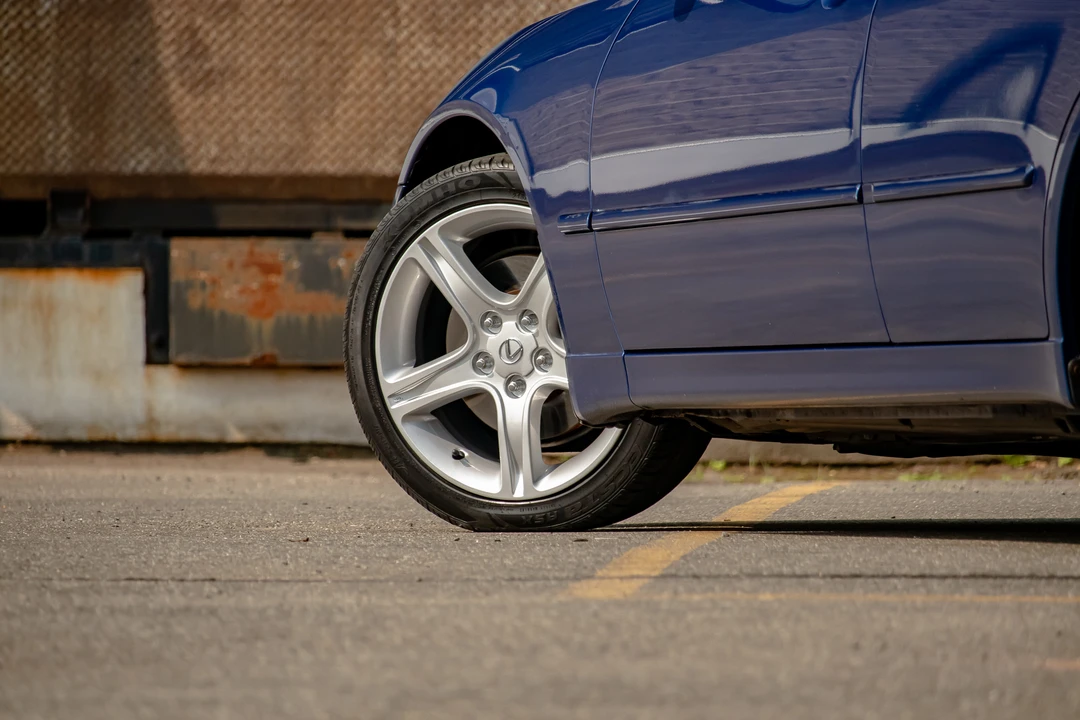 2002 Lexus IS 1st Gen - Image 26 of 31