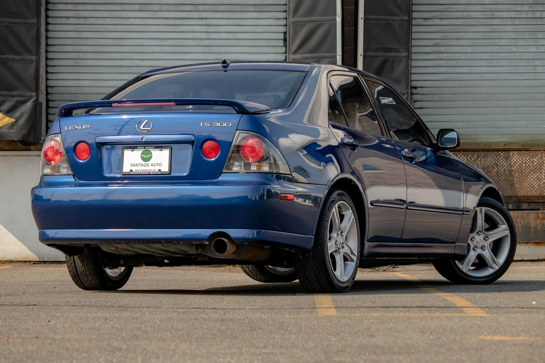 2002 Lexus IS 1st Gen - Image 8 of 31