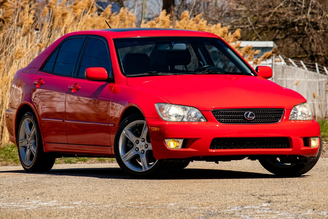 2002 Lexus IS 1st Gen - Image 5 of 31