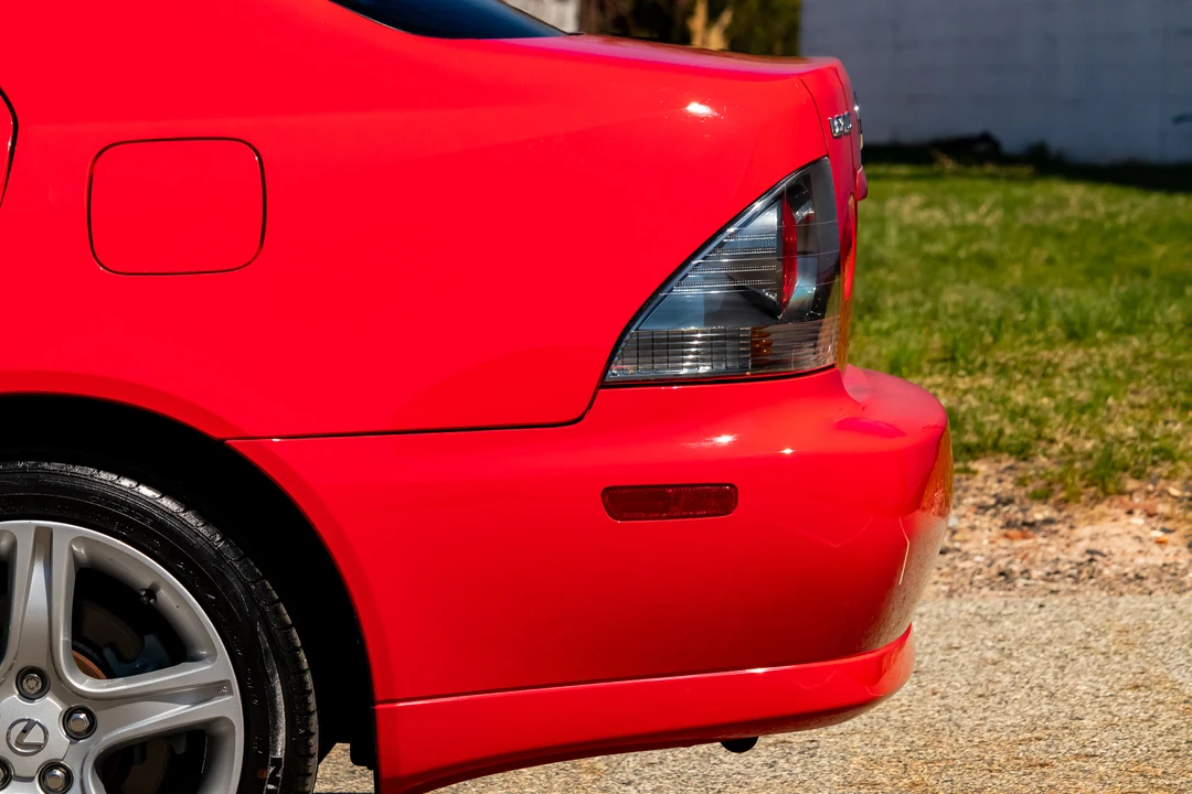 2002 Lexus IS 1st Gen - Image 23 of 31