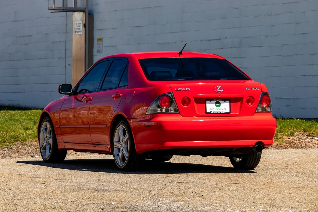 2002 Lexus IS 1st Gen - Image 13 of 31