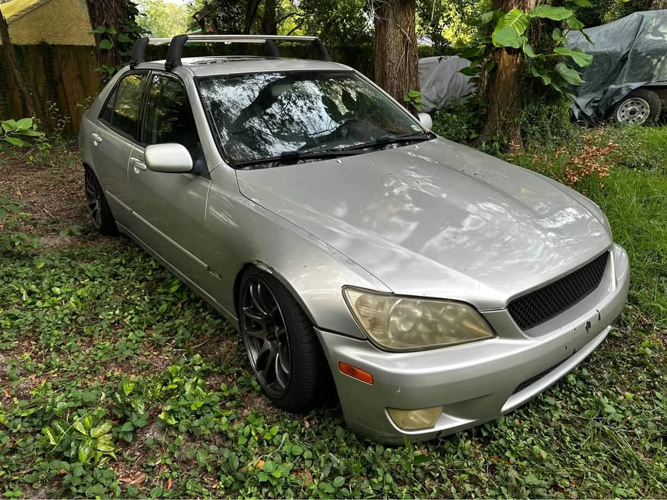 2002 Lexus IS 1st Gen - Image 3 of 8