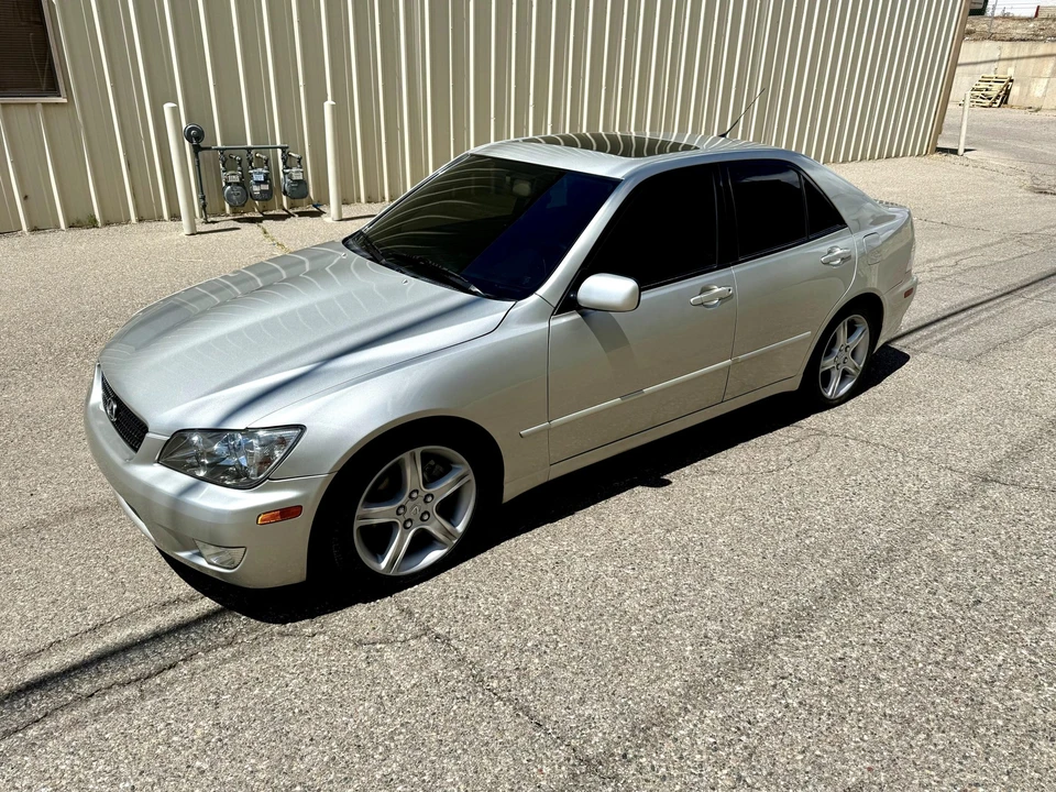 2002 Lexus IS 1st Gen - Image 3 of 31