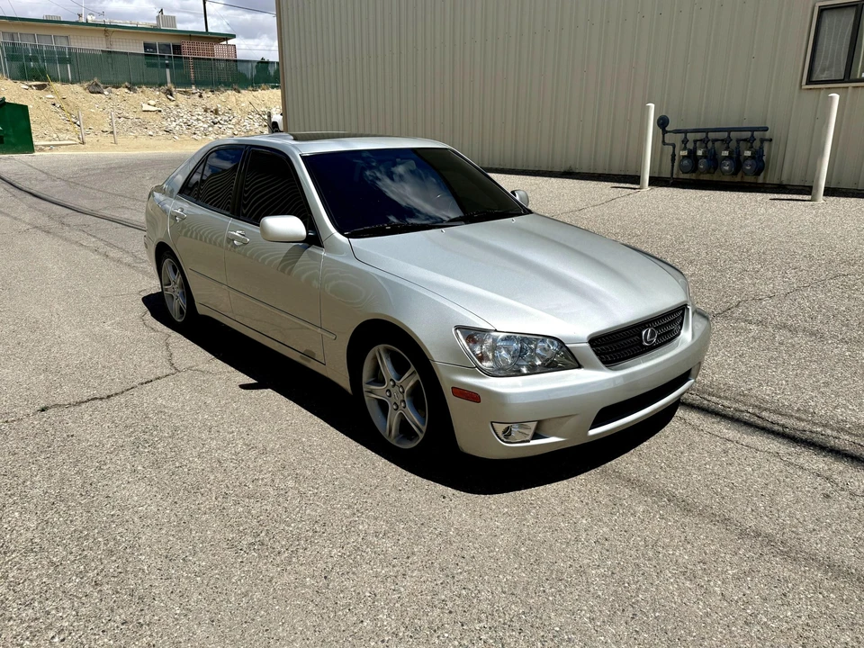 2002 Lexus IS 1st Gen - Image 7 of 31