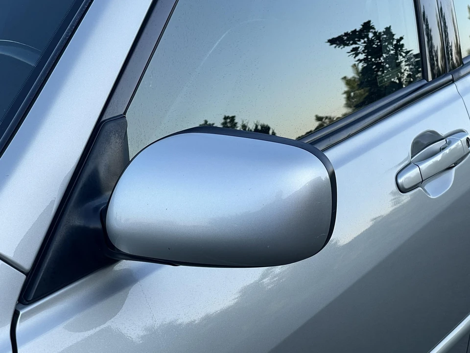 2002 Lexus IS 1st Gen - Image 23 of 31