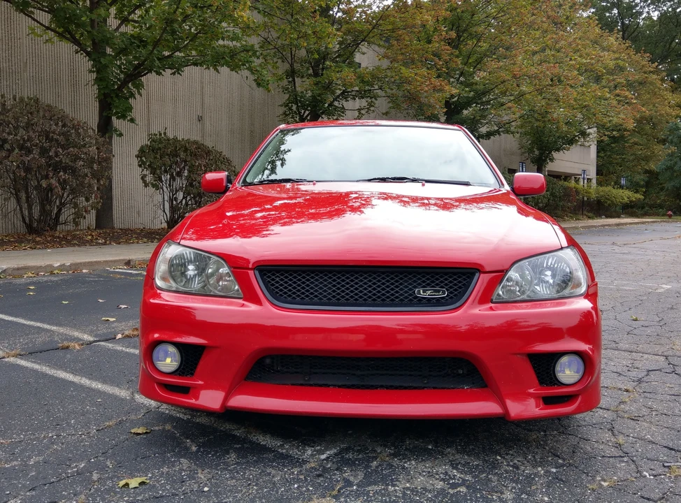 2002 Lexus IS 1st Gen - Image 4 of 31
