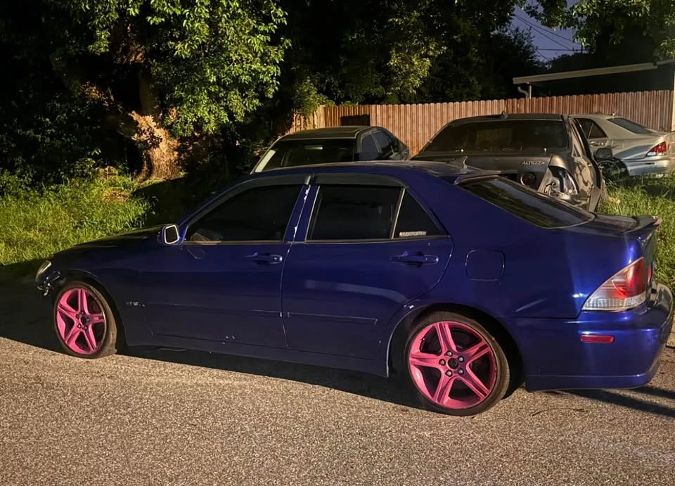 2002 Lexus IS 1st Gen - Image 6 of 6