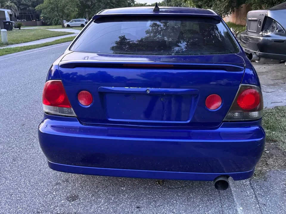 2002 Lexus IS 1st Gen - Image 3 of 6