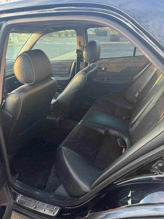 2002 Lexus IS 1st Gen - Image 9 of 12