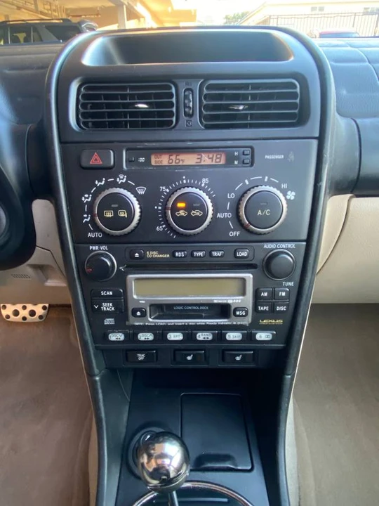 2002 Lexus IS 1st Gen - Image 15 of 24