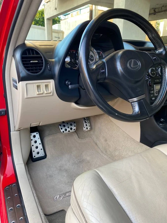 2002 Lexus IS 1st Gen - Image 12 of 24