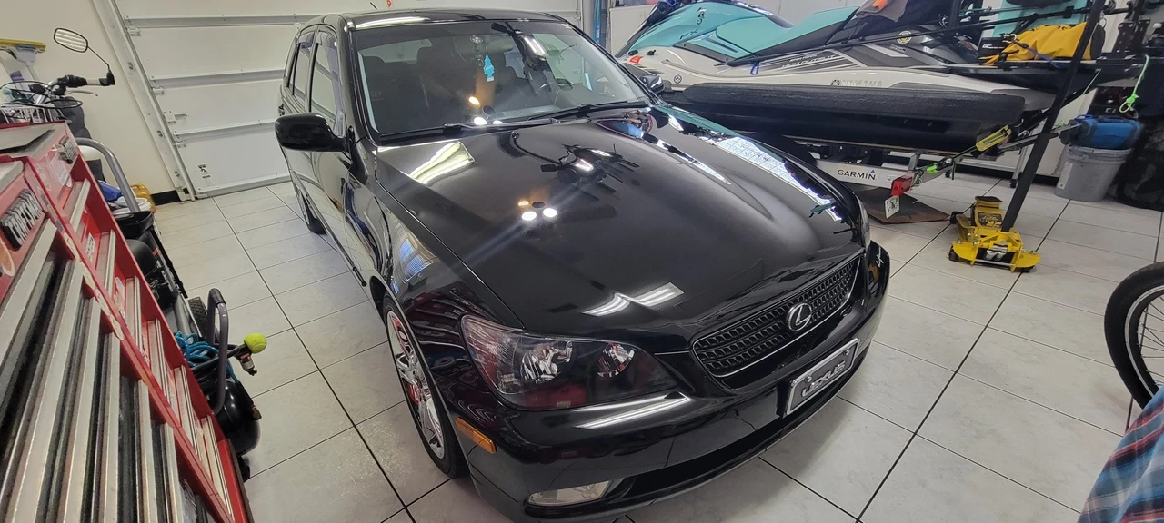2002 Lexus IS 1st Gen - Image 11 of 31