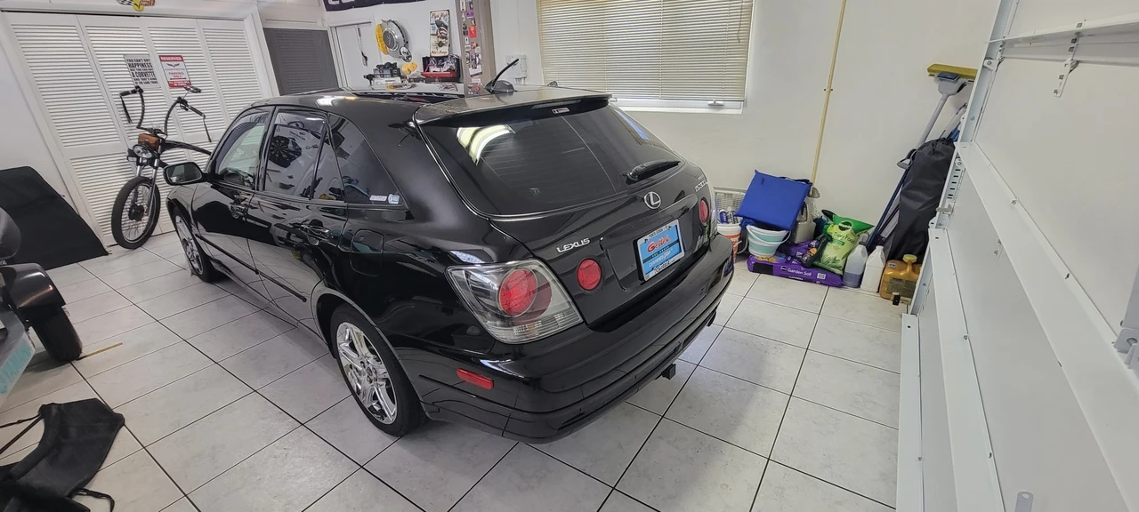 2002 Lexus IS 1st Gen - Image 16 of 31