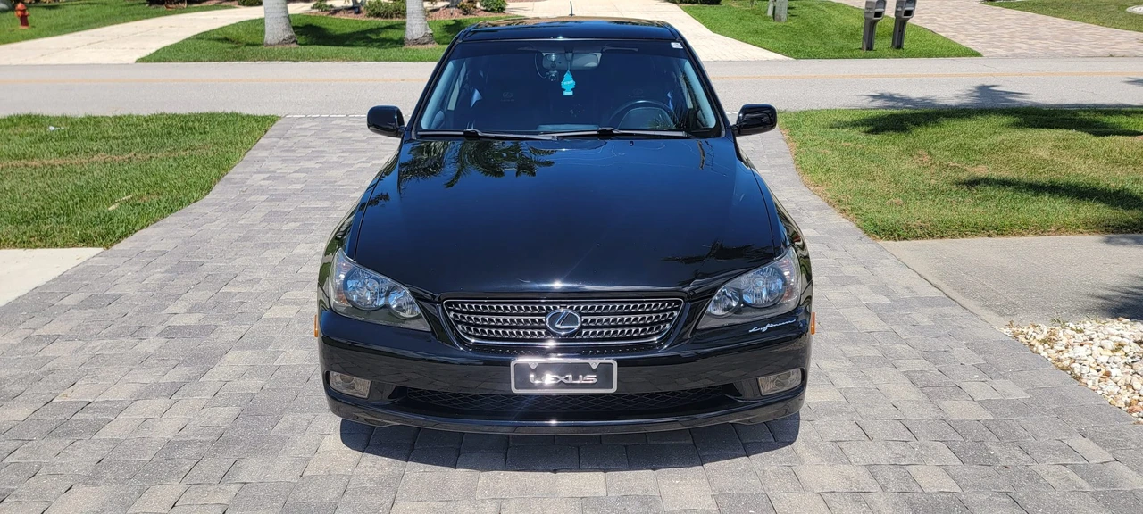 2002 Lexus IS 1st Gen - Image 3 of 31