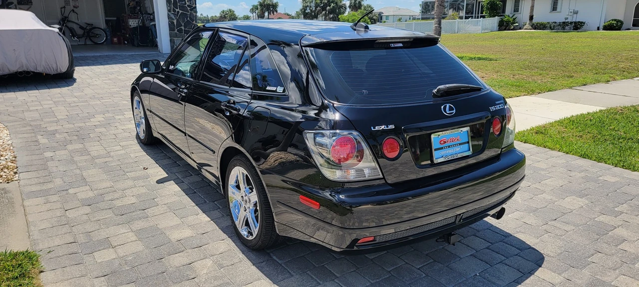 2002 Lexus IS 1st Gen - Image 8 of 31