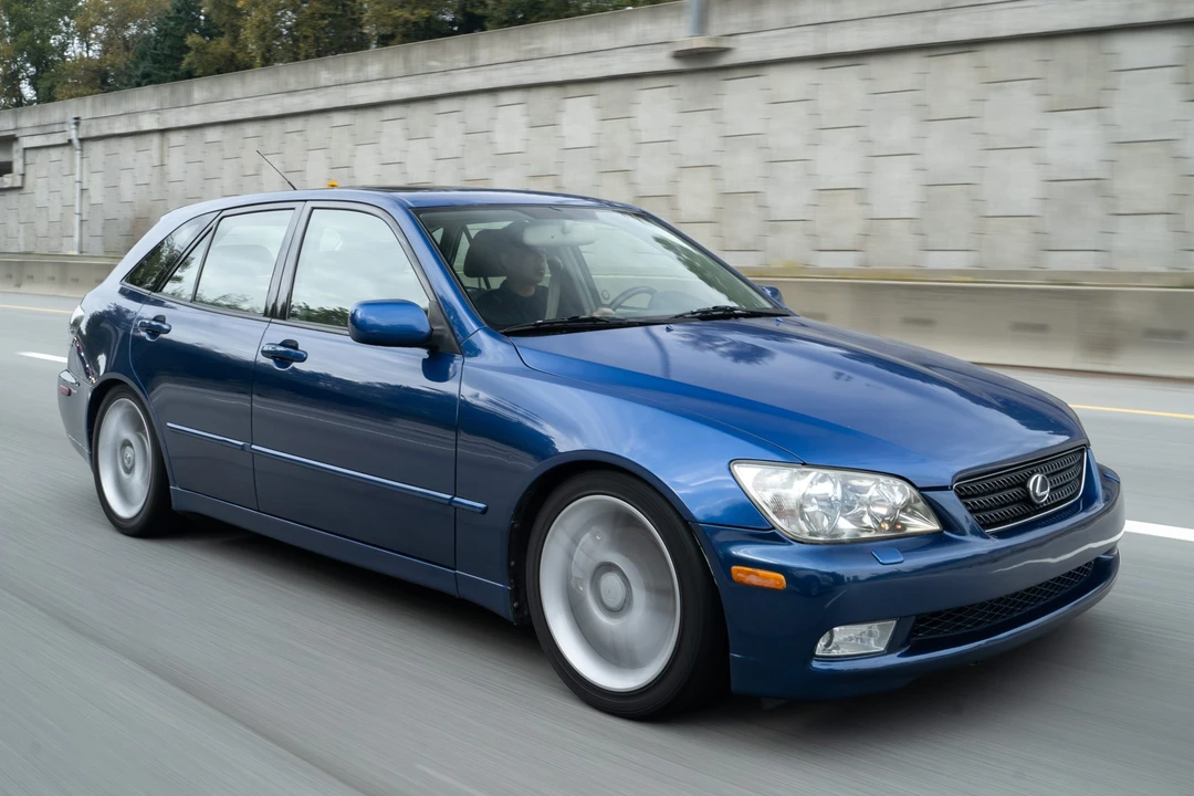 2002 Lexus IS 1st Gen - Image 7 of 31
