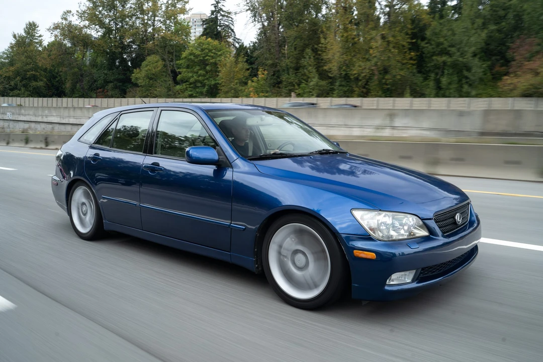 2002 Lexus IS 1st Gen - Image 20 of 31
