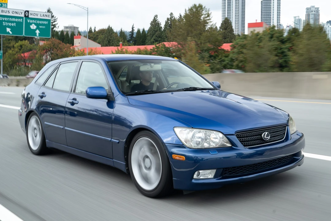 2002 Lexus IS 1st Gen - Image 4 of 31