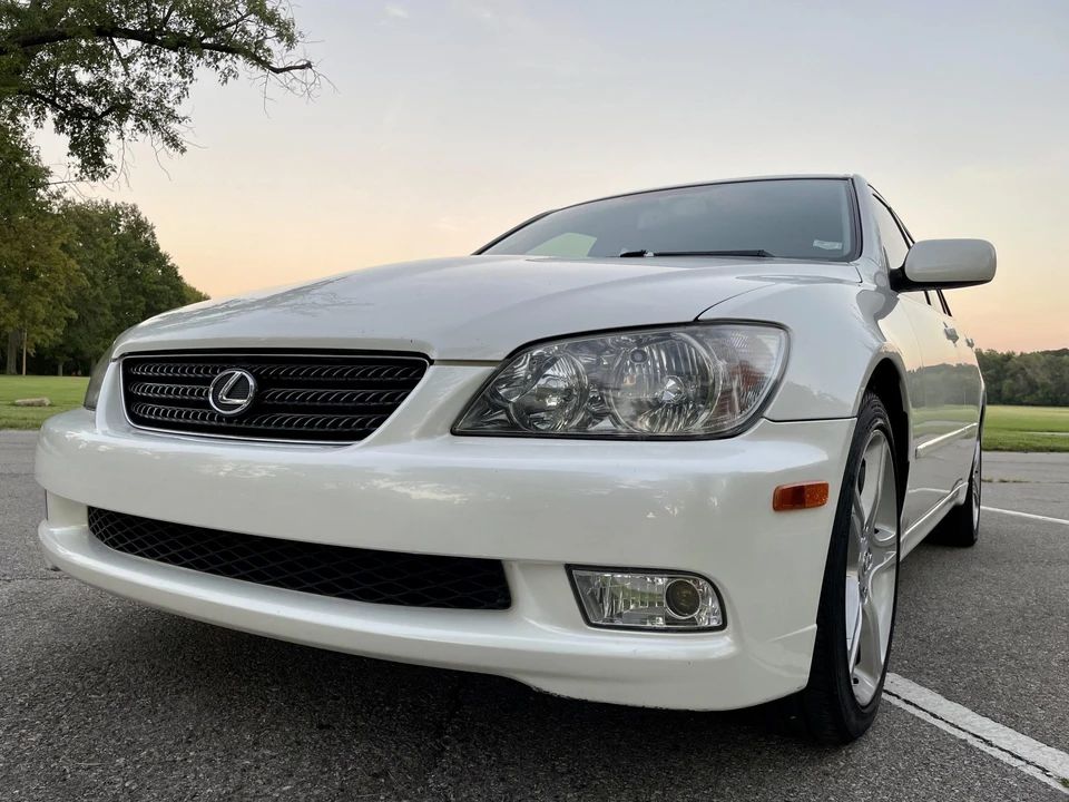 2002 Lexus IS 1st Gen - Image 31 of 31