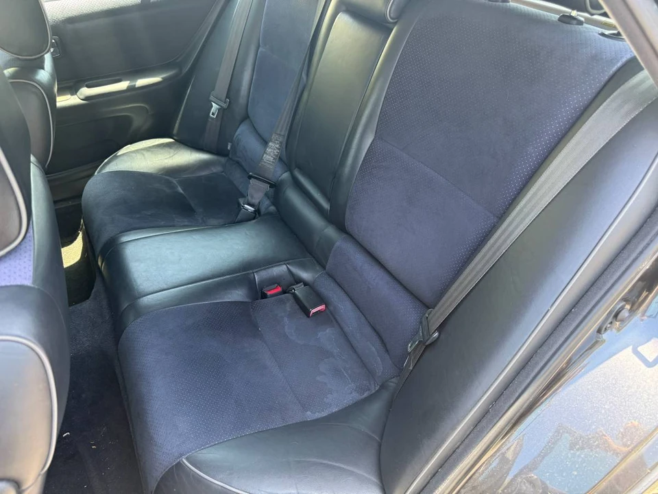 2002 Lexus IS 1st Gen - Image 6 of 13