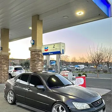 2002 Lexus IS300