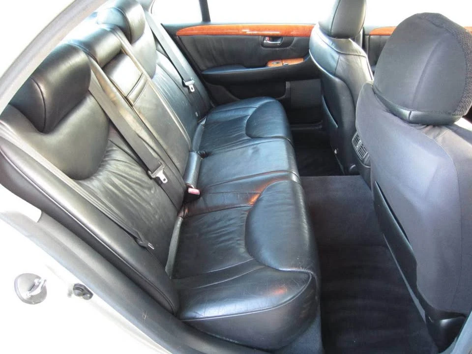 2002 Lexus LS 3rd Gen - Image 5 of 9