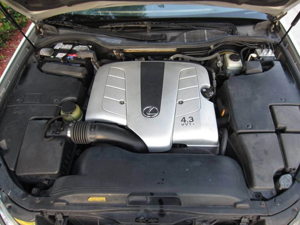 2002 Lexus LS 3rd Gen - Image 9 of 9