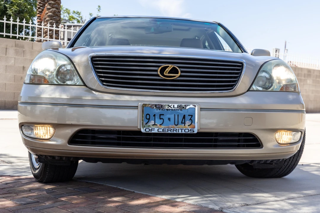 2002 Lexus LS 3rd Gen - Image 6 of 31