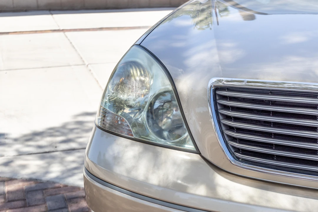 2002 Lexus LS 3rd Gen - Image 10 of 31