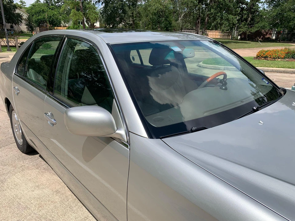 2002 Lexus LS 3rd Gen - Image 31 of 31